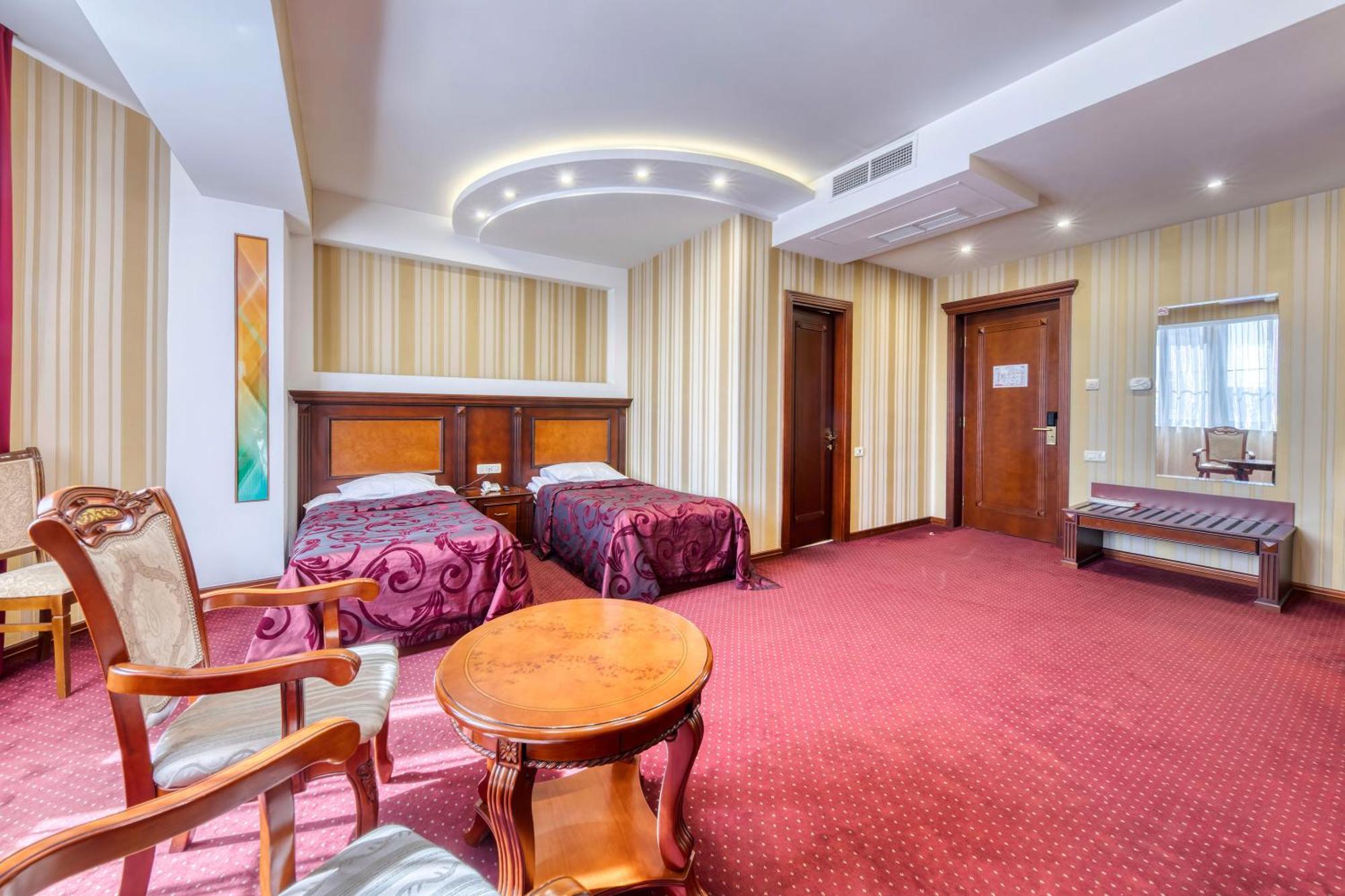 Spa Hotel Grace Forum Erévan Chambre photo