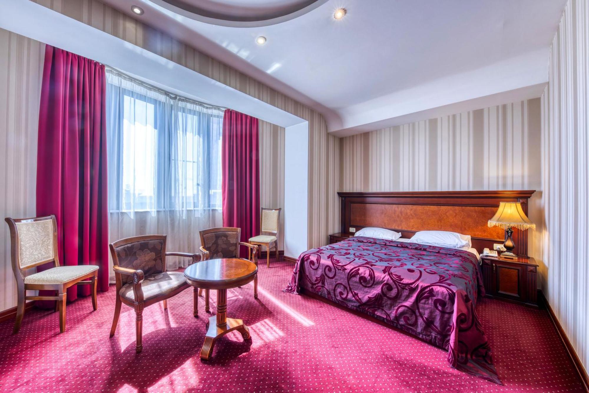 Spa Hotel Grace Forum Erévan Chambre photo