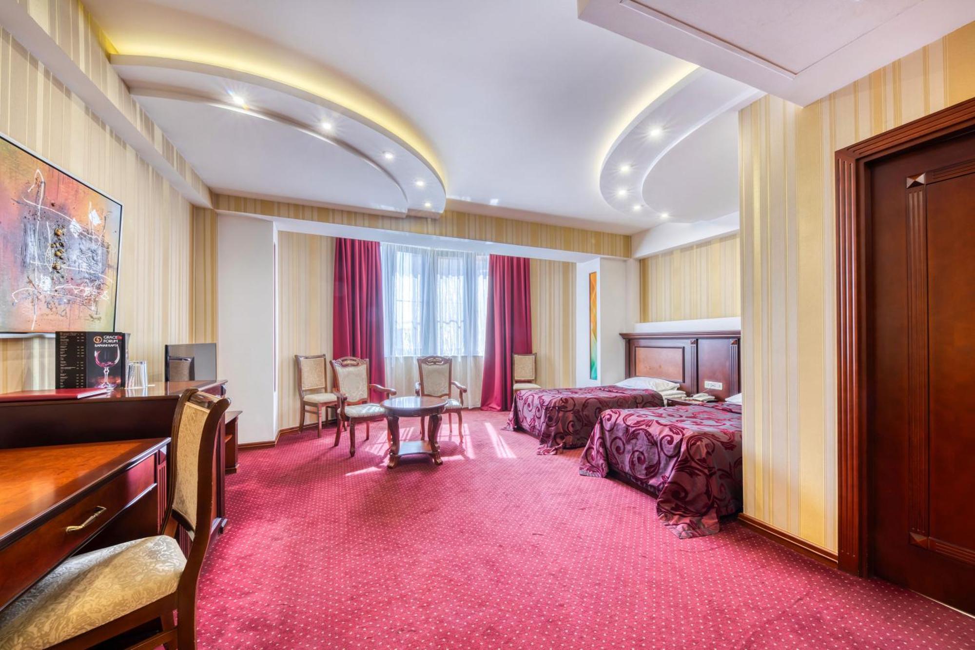 Spa Hotel Grace Forum Erévan Chambre photo