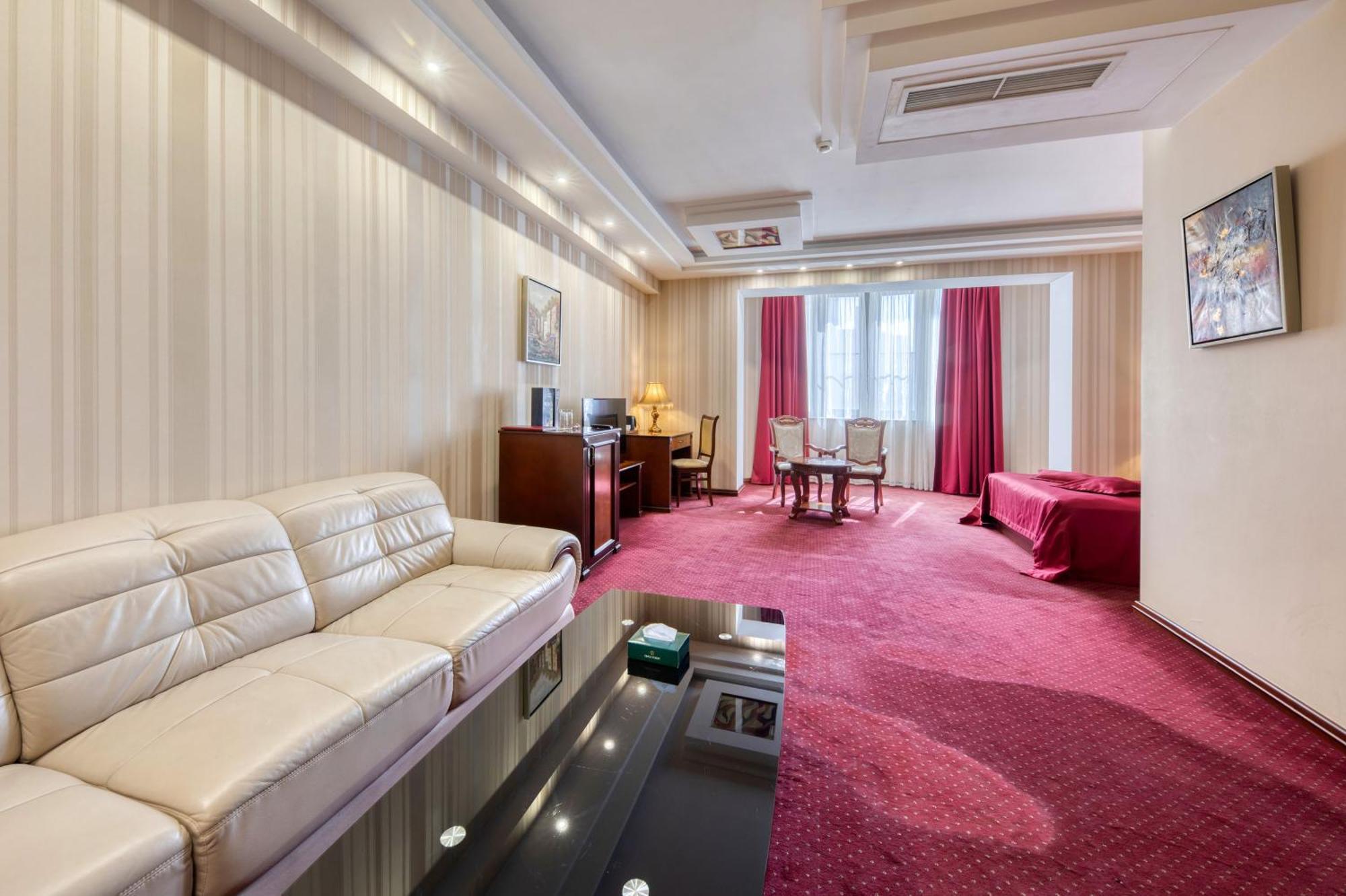Spa Hotel Grace Forum Erévan Chambre photo