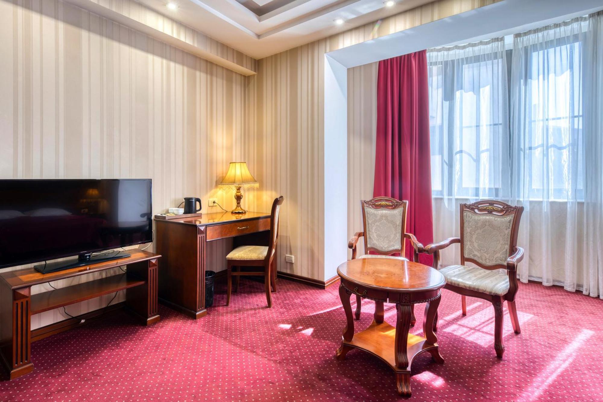 Spa Hotel Grace Forum Erévan Chambre photo
