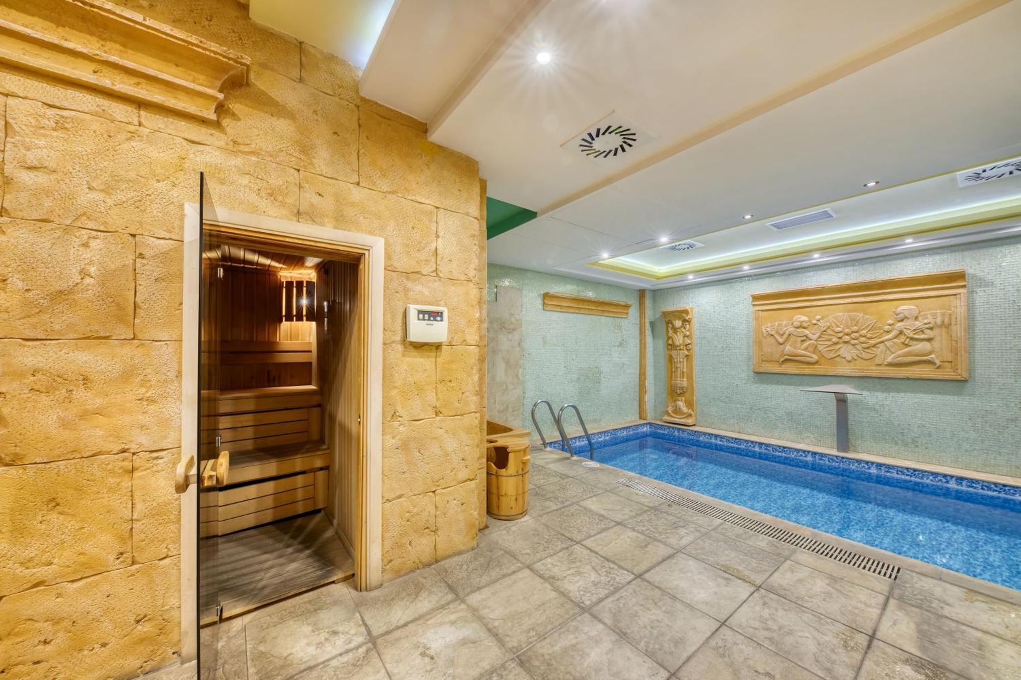 Spa Hotel Grace Forum Erévan Extérieur photo