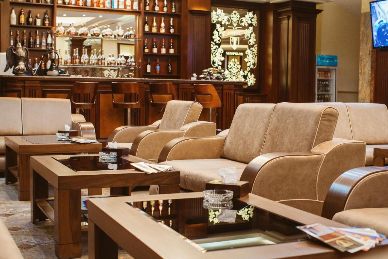 Spa Hotel Grace Forum Erévan Extérieur photo